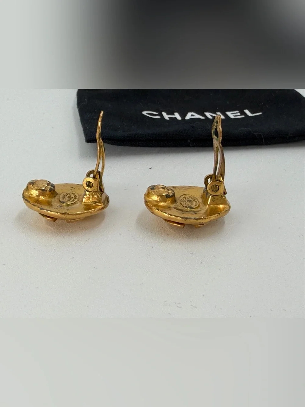 Vintage CHANEL 1995 Gold-Tone CC Logo Button Clip-On Earrings w/COA - Picture 11 of 14